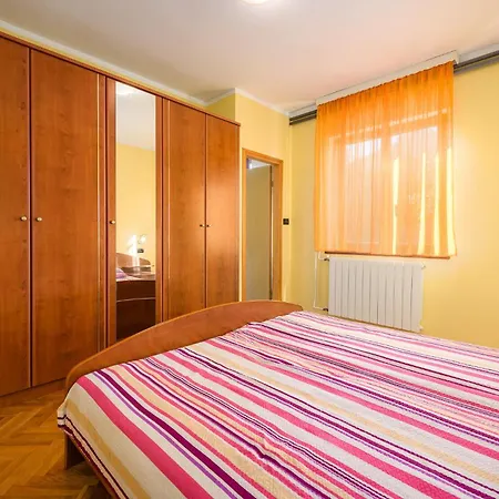 Appartement 3 Bedroom In *