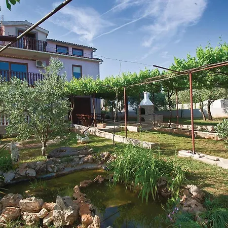 Apartment Fazana 214 *